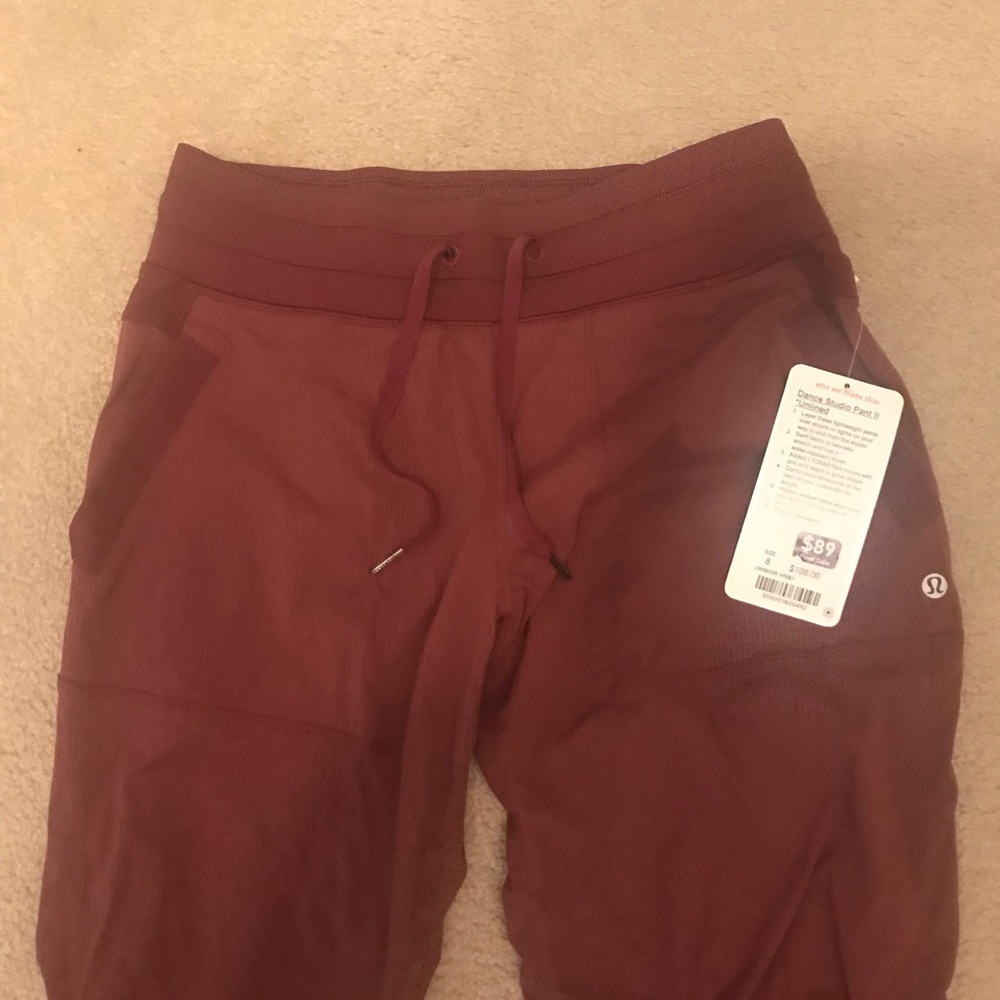 NWT LULULEMON Dance Pants